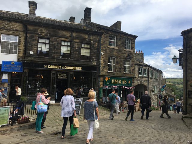 Places to Visit in West Yorkshire - Haworth